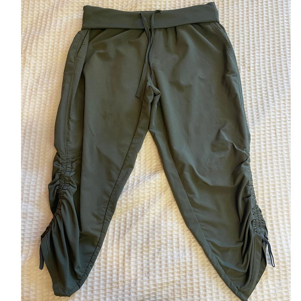 Zella Y2K Boho Style Scrunch Bottom Forest Green Boho Outdoor Yoga Pants Size XS
